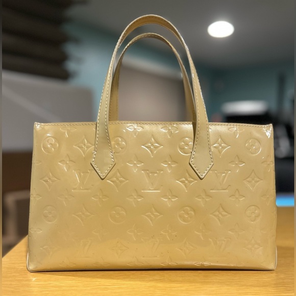 Louis Vuitton Vernis Wilshire beige handbag. Authentic and pre-owned - Picture 6 of 9